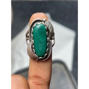 Vintage Southwestern Malachite Silver Leaf Ring Green Stone Boho Artisan Size 9